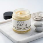 Ser acid hialuronic cu ulei de macadamia, zmeura si musetel 30ml realizata manual in Romania